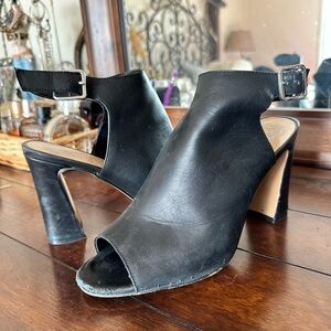 Vince camuto. Black leather mules